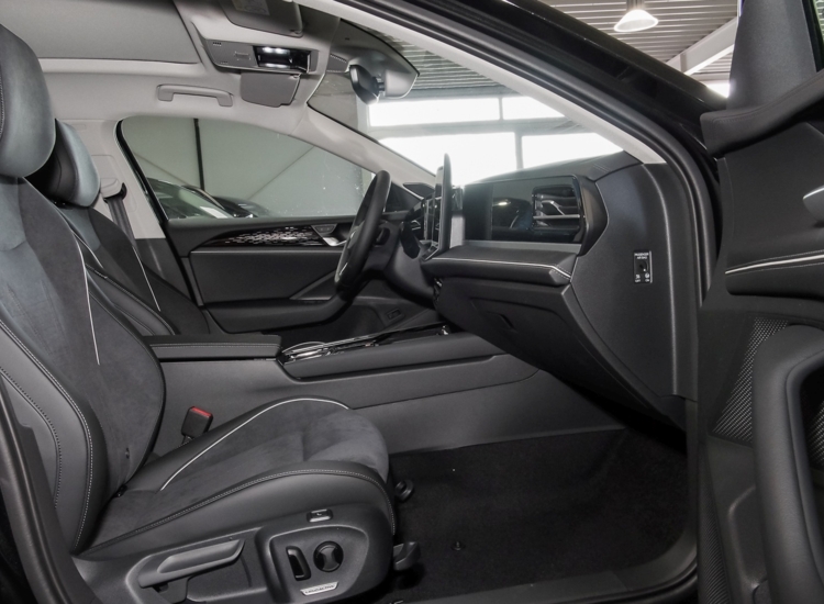 Passat Variant Elegance 2,0 l TDI SCR 110 kW (150 PS) 7-Gang-DSG Navi