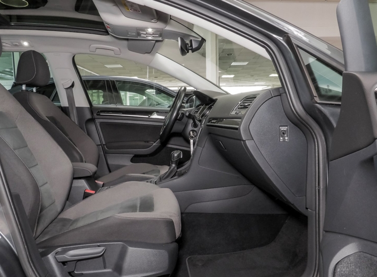 Golf VII Variant Highline 2.0 TDI DSG!! Panorama, LED, Business uvm Navi