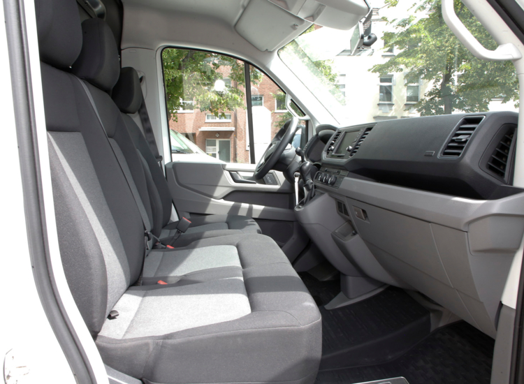 E- Crafter 35 Kasten Hochdach,Navi,Klimaautomatik, Motor: EM85 100 kW Getriebe: Frontantrieb 1-Gang-Automatik Radstand: 3640 mm