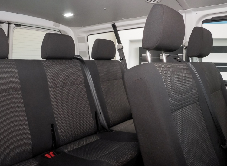 T6.1 Kombi 2.0 TDI Eco Profi lang, Navi, 9 Sitzer!, Klima,AHK uvm