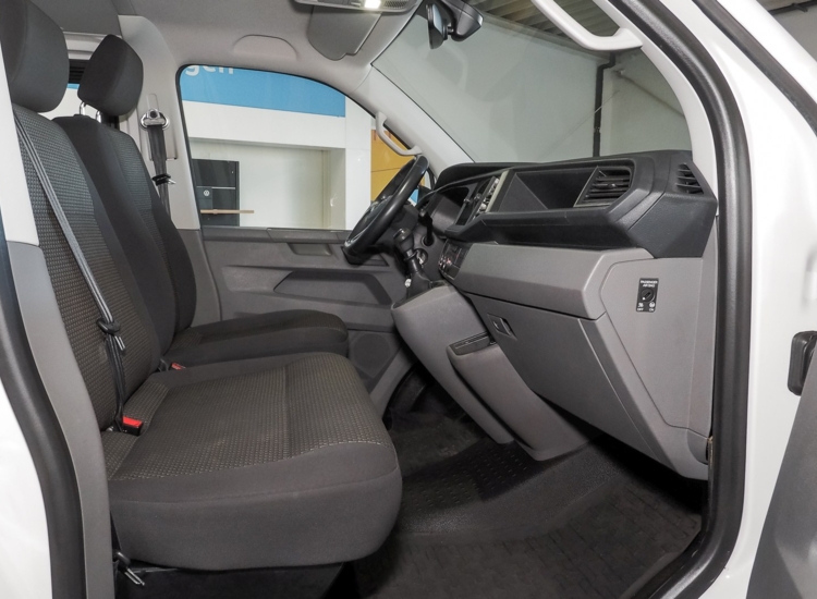 T6.1 Kombi 2.0 TDI Eco Profi lang, Navi, 9 Sitzer!, Klima,AHK uvm
