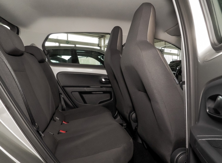 Up! High Up 1.0 4 Türen, Klima usw Navi