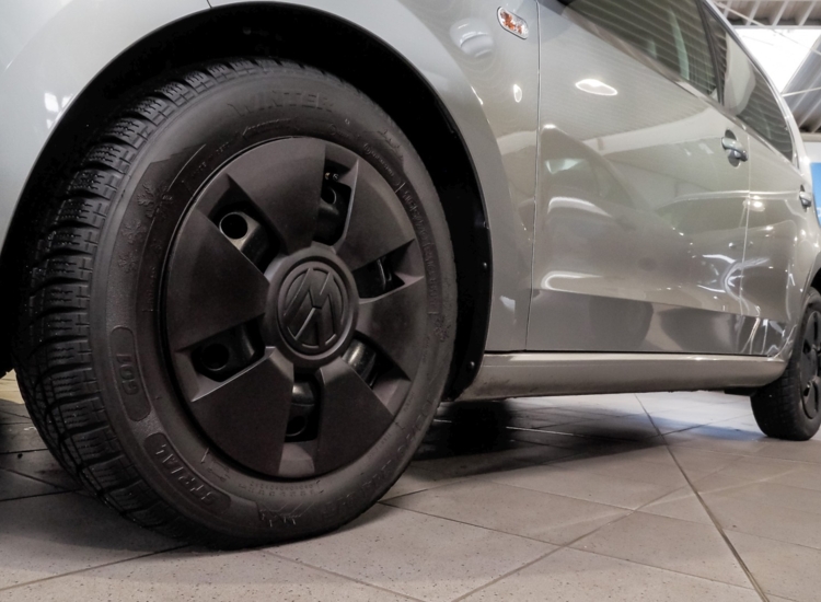 Up! High Up 1.0 4 Türen, Klima usw Navi