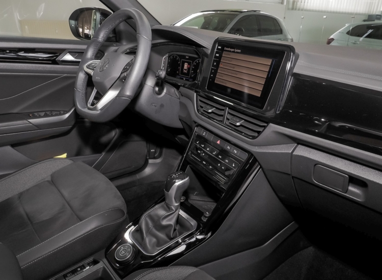 T-Roc R-Line 2.0 l TSI OPF 4MOTION 140 kW (190 PS) 7-Gang- DSG Navi