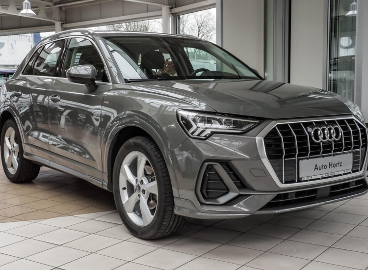 Q3 35 1,5 TFSI S line ,AHK, Tempomat, 19 Zoll Alu, Matrix uvm 35 TFSI S line Navi