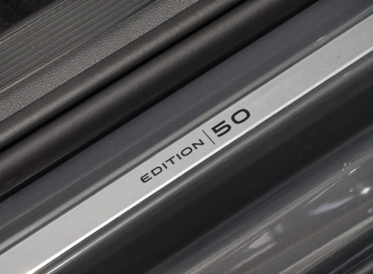 Golf VIII EDITION 50 1,5 l eTSI OPF 110 kW (150 PS) 7-Gang-DSG