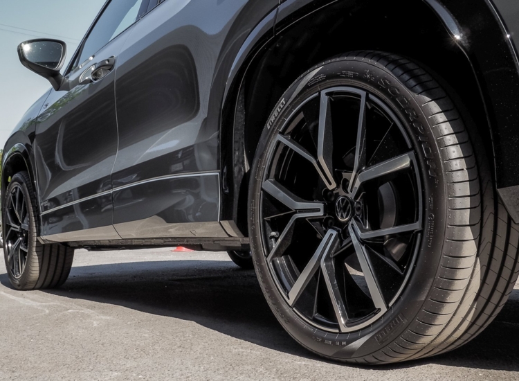 Tayron R-Line 2,0 l TDI SCR 4MOTION 142 kW (193 PS) 7-Gang- DSG