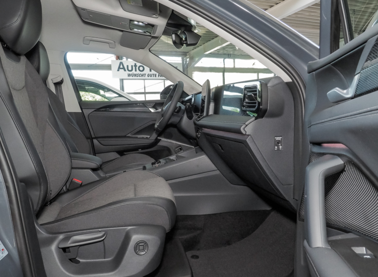 Tiguan Life / Advance 1.5 eTSI, DSG! 110 KW, AHK, LED, Climatronic uvm Navi