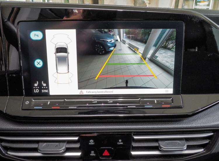 Caddy Style 2.0 TDI DSG! AHK, Navi, LED uvm Style