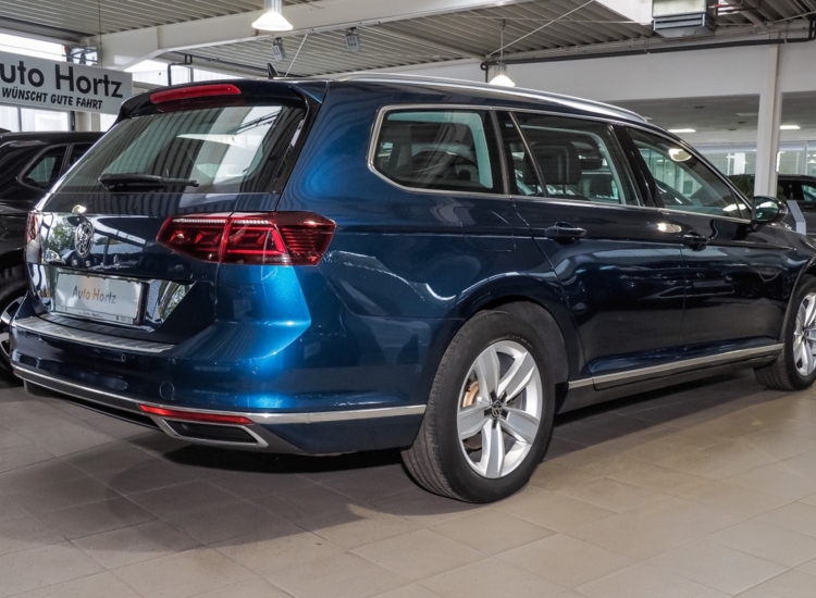 Passat Variant Elegance 2.0 TSI DSG!, Navi, Matrix, Climatronic uvm Elegance