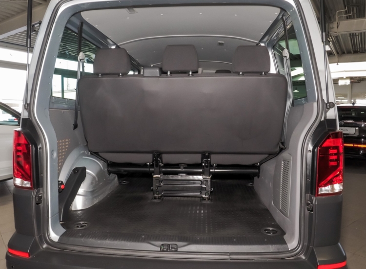 T6.1 Kombi 2.0 TDI ,Standheizung, Alu, 2 Schiebetüren, Navi uvm