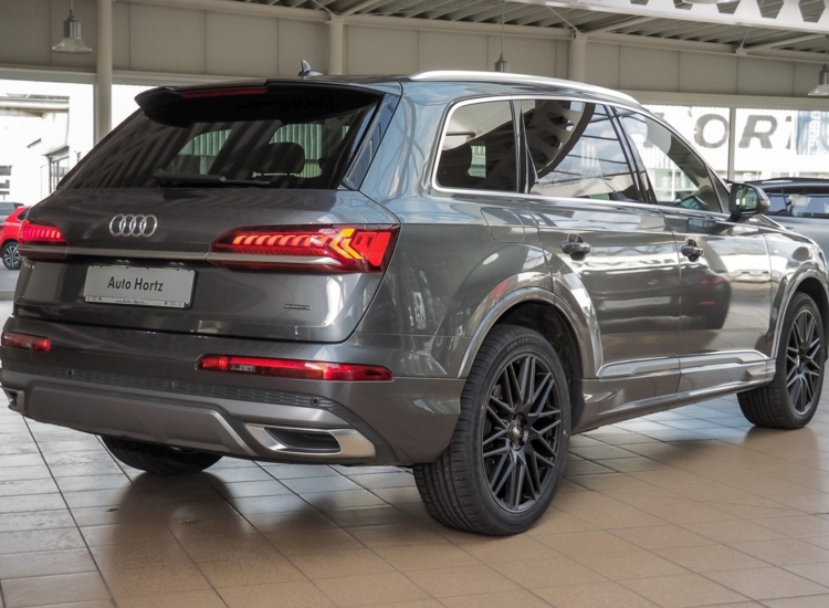 Q7 50 S-Line, 3.0 TDI quattro, Tip-Tronic, Navi Plus, AHK uvm