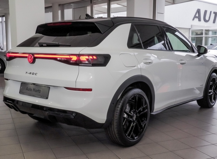 T-Roc R-Line 1.5 l eTSI DSG OPF 110 kW (150 PS) 7-Gang-DSG