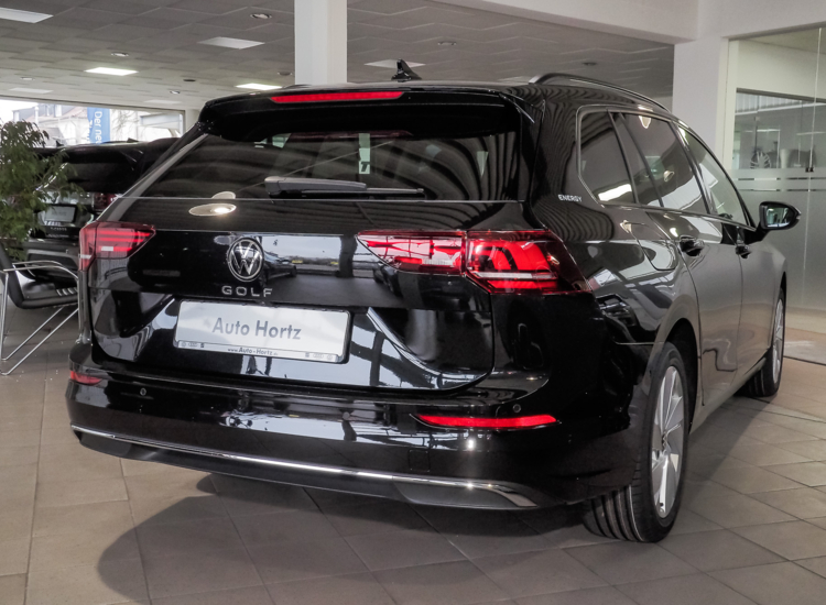 Golf Variant Life 2,0 l TDI SCR 110 kW (150 PS) 7-Gang-Doppelkupplungsgetriebe DSG