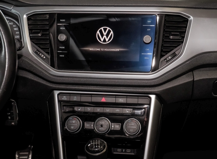 T-Roc 2.0 TDI Style Panorama, Navi, activepaket uvm