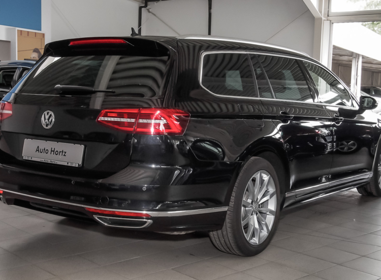 Passat Variant Highline 1.5 TSI DSG! R-Line, AHK, active, Business, Navi Leder