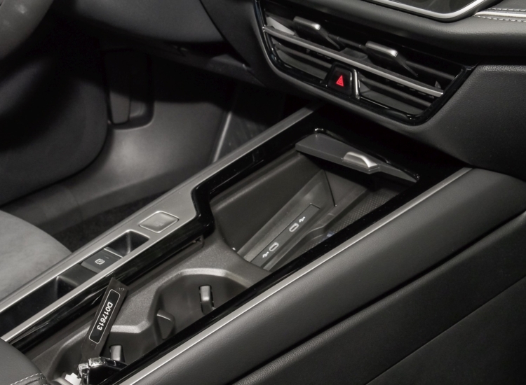 Passat Variant Elegance 2,0 l TDI SCR 110 kW (150 PS) 7-Gang-DSG Navi