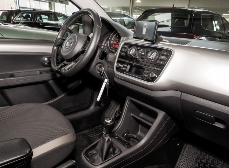 Up! High Up 1.0 4 Türen, Klima usw Navi