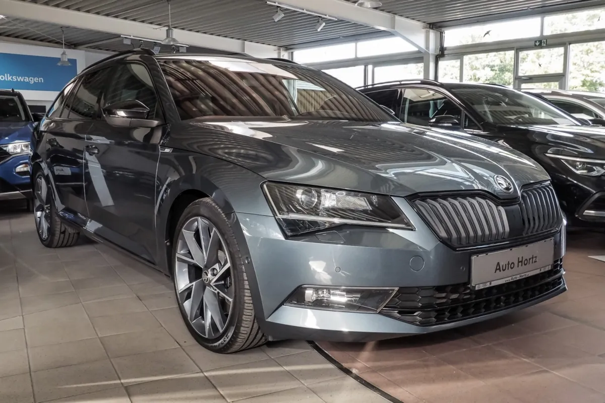 1512304_2.jpg